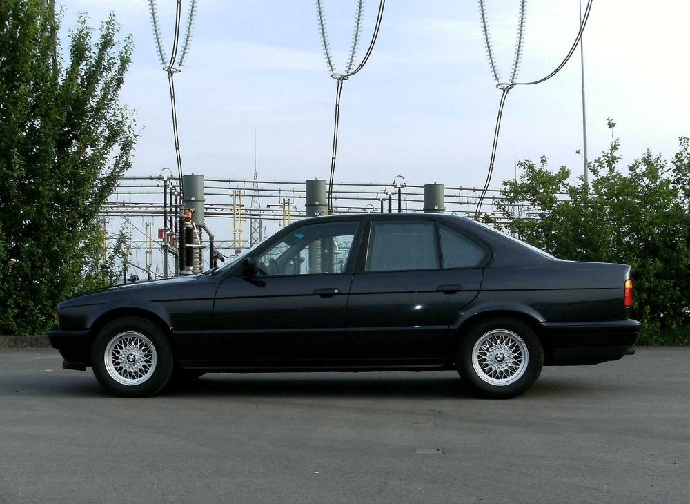 540iA - 5er BMW - E34