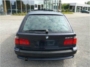 523i Touring mit Raspberry Pi 3 - 5er BMW - E39