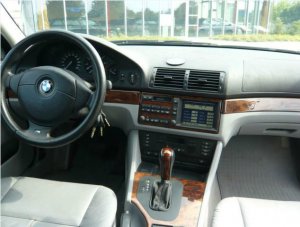 523i Touring mit Raspberry Pi 3 - 5er BMW - E39