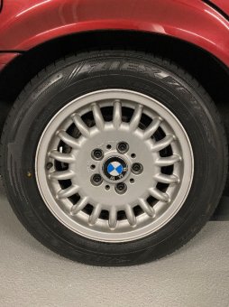 BMW Styling 13 Felge in 7x15 ET 47 mit Falken ZIEX ZE310 Reifen in 205/60/15 montiert hinten Hier auf einem 3er BMW E36 320i (Limousine) Details zum Fahrzeug / Besitzer