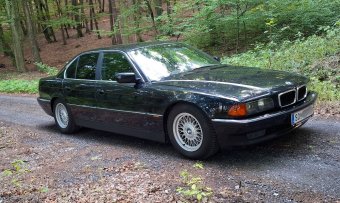 E38_730i_Cosmoschwarz BMW-Syndikat Fotostory
