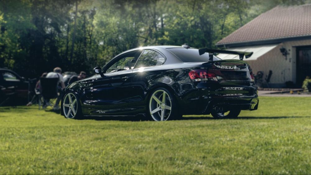BMW E82 120D - 1er BMW - E81 / E82 / E87 / E88 BMW E82 120D - 1er BMW - E81 / E82 / E87 / E88