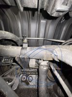 E34 525i 1991 erweckt aus Dornr�schenschlaf - 5er BMW - E34 - LeerlaufreglerLuftAnsaugschlauchPlatz.jpeg