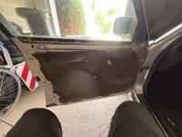 E34 525i 1991 erweckt aus Dornr�schenschlaf - 5er BMW - E34 - türInnenFilz.jpeg