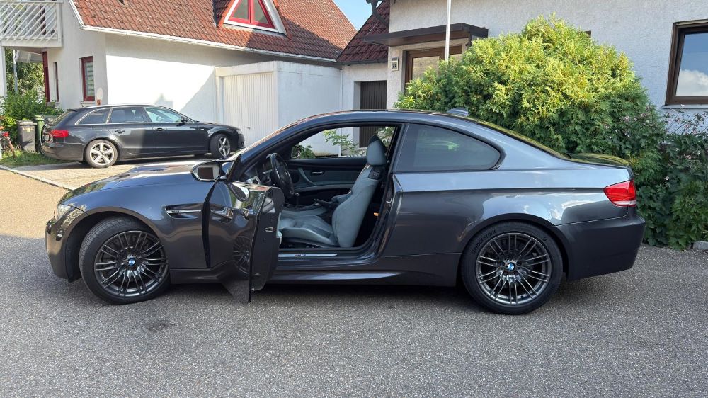 E92 M3 (2007) - endlich zugeschlagen - 3er BMW - E90 / E91 / E92 / E93 E92 M3 (2007) - endlich zugeschlagen - 3er BMW - E90 / E91 / E92 / E93