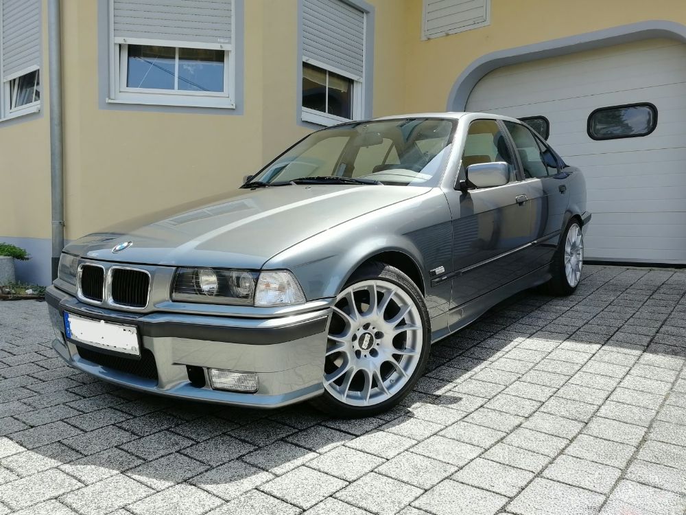 E36, 325i Sedan (L807) - 3er BMW - E36 E36, 325i Sedan (L807) - 3er BMW - E36
