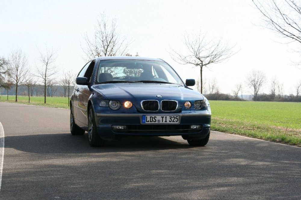 Topasblauer 325ti - 3er BMW - E46