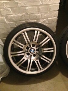 BMW M3 Styling 67 (M67) Felge in 8x19 ET 47 mit Dunlop Sport Maxx Reifen in 225/35/19 montiert vorn mit 15 mm Spurplatten und mit folgenden Nacharbeiten am Radlauf: Kanten gebrdelt Hier auf einem 3er BMW E46 320i (Limousine) Details zum Fahrzeug / Besitzer