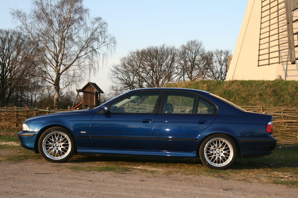 'Sapphire V8' - 5er BMW - E39