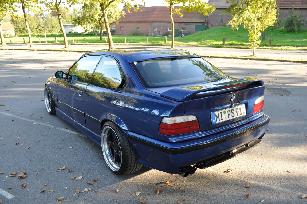BMW 328i Coupe in Avusblau!! - 3er BMW - E36