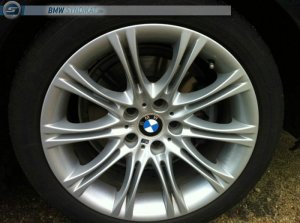 BMW BMW Styling 135M Felge in 8.5x18 ET 15 mit Goodyear Eagle NCT 5 Reifen in 245/40/18 montiert hinten Hier auf einem 5er BMW E61 530i (Touring) Details zum Fahrzeug / Besitzer