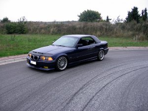 BMW E36 Cabrio Montreal Blau - 3er BMW - E36