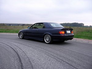 BMW E36 Cabrio Montreal Blau - 3er BMW - E36 BMW E36 Cabrio Montreal Blau - 3er BMW - E36