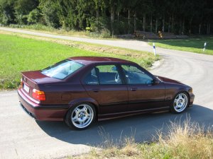 328i Limousine - 3er BMW - E36 328i Limousine - 3er BMW - E36