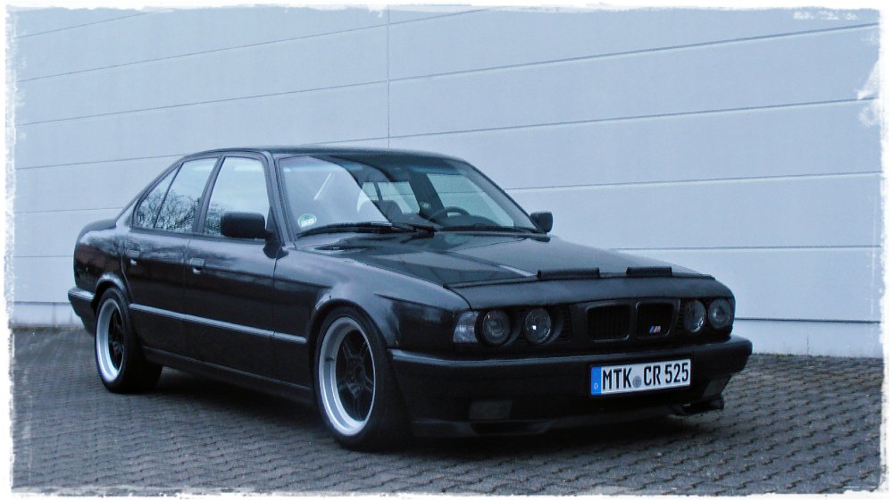 BlackB!tch.e34.Limo > Alcantara + neue Bilder - 5er BMW - E34