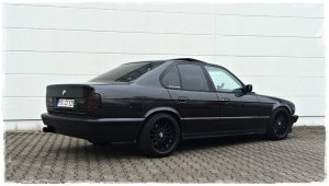 BlackB!tch.e34.Limo > Alcantara + neue Bilder - 5er BMW - E34