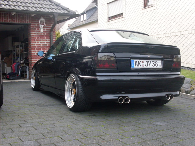 jhonny`s OEMplus Carbon und Schnitzer - 3er BMW - E36 jhonny`s OEMplus Carbon und Schnitzer - 3er BMW - E36