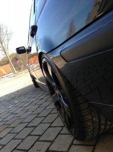 Ex 330d LOWLY GENTLEMAN at 19''/OEM/US/VIDEO - 3er BMW - E46