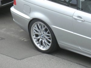 BBS BMW Styling 78 - Kreuzspeiche Verbundrad II Felge in 8.5x18 ET 50 mit Hankook Evo S1 Reifen in 255/35/18 montiert hinten mit 15 mm Spurplatten Hier auf einem 3er BMW E46 320i (Coupe) Details zum Fahrzeug / Besitzer