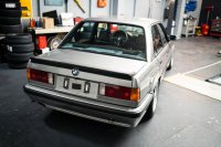 M Technik 1 Original ab Werk 325i - 3er BMW - E30 - bmw heck.jpg