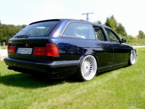 The Transporter - E34 530i touring - 5er BMW - E34 The Transporter - E34 530i touring - 5er BMW - E34