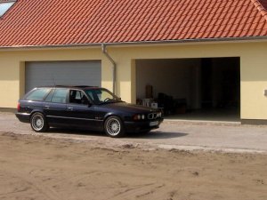The Transporter - E34 530i touring - 5er BMW - E34 The Transporter - E34 530i touring - 5er BMW - E34