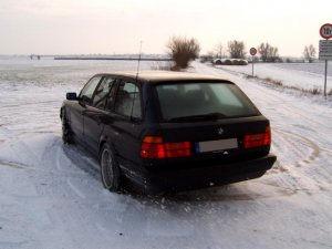 The Transporter - E34 530i touring - 5er BMW - E34 The Transporter - E34 530i touring - 5er BMW - E34