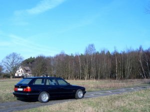 The Transporter - E34 530i touring - 5er BMW - E34 The Transporter - E34 530i touring - 5er BMW - E34