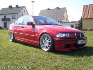 Die rote Gttin, 330i Limo mit LPG - 3er BMW - E46