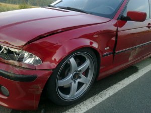 Die rote Gttin, 330i Limo mit LPG - 3er BMW - E46