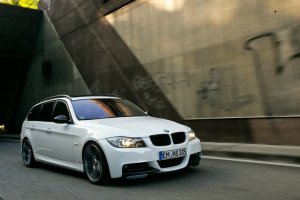 335i Performance Bomber - 3er BMW - E90 / E91 / E92 / E93