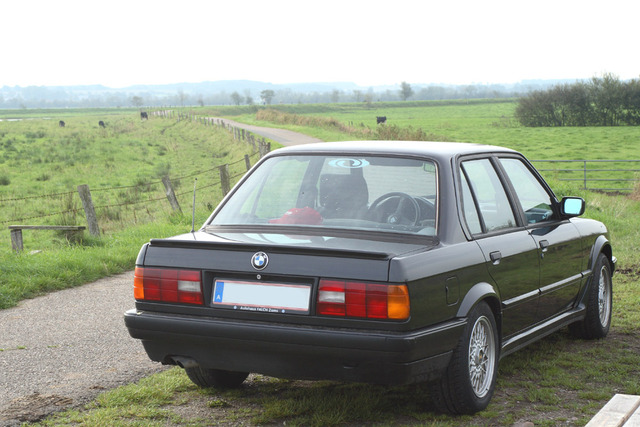 E30 327i Limo - 3er BMW - E30