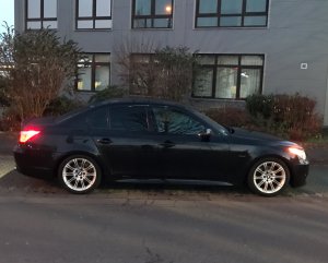 E60 M5 Black Beauty - 5er BMW - E60 / E61