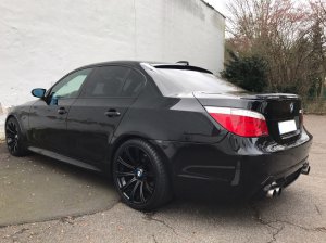 E60 M5 Black Beauty - 5er BMW - E60 / E61