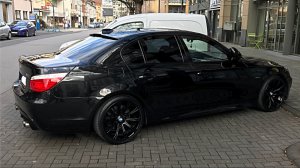 E60 M5 Black Beauty - 5er BMW - E60 / E61