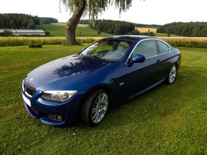 BMW E92 325 3l - 3er BMW - E90 / E91 / E92 / E93 BMW E92 325 3l - 3er BMW - E90 / E91 / E92 / E93