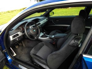 BMW E92 325 3l - 3er BMW - E90 / E91 / E92 / E93 BMW E92 325 3l - 3er BMW - E90 / E91 / E92 / E93