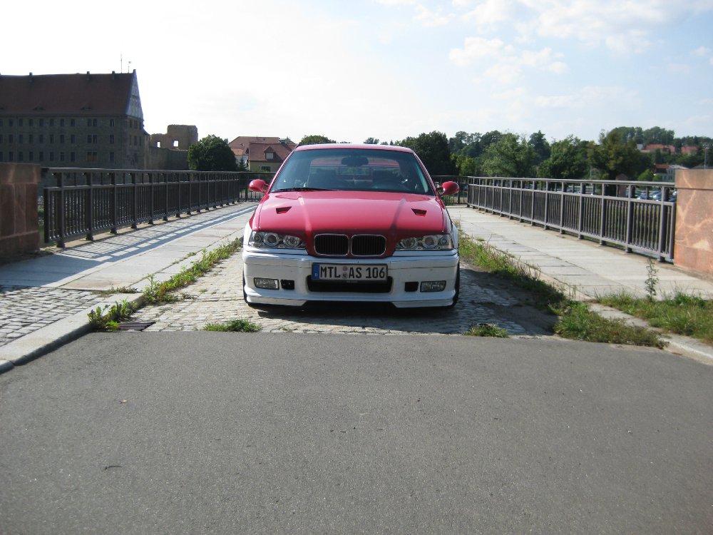 E36 Compact ROT-WEISS - 3er BMW - E36