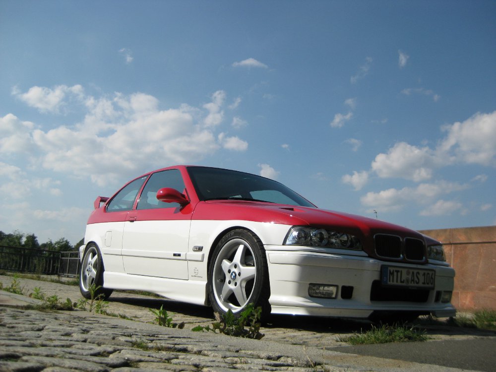 E36 Compact ROT-WEISS - 3er BMW - E36