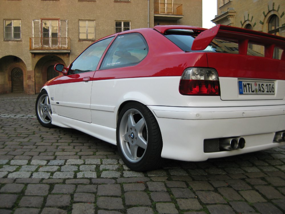 E36 Compact ROT-WEISS - 3er BMW - E36