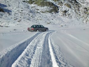 E30 325iX - 3er BMW - E30