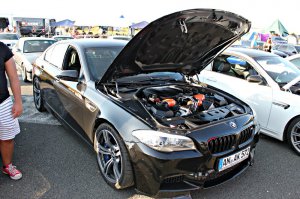 Reisegruppe Hsslich beim Asphaltfieber 2015 - Fotos von Treffen & Events