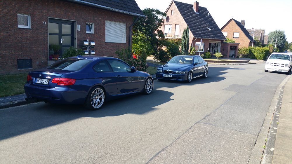 328i LCI Coupe le mans blau M Performance - 3er BMW - E90 / E91 / E92 / E93