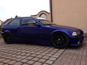 323ti San Marino Blau auf M359 - 3er BMW - E36