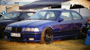 323ti San Marino Blau auf M359 - 3er BMW - E36