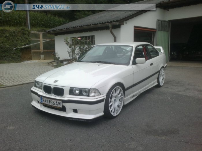 BMW 325i Coupe E36 - 3er BMW - E36