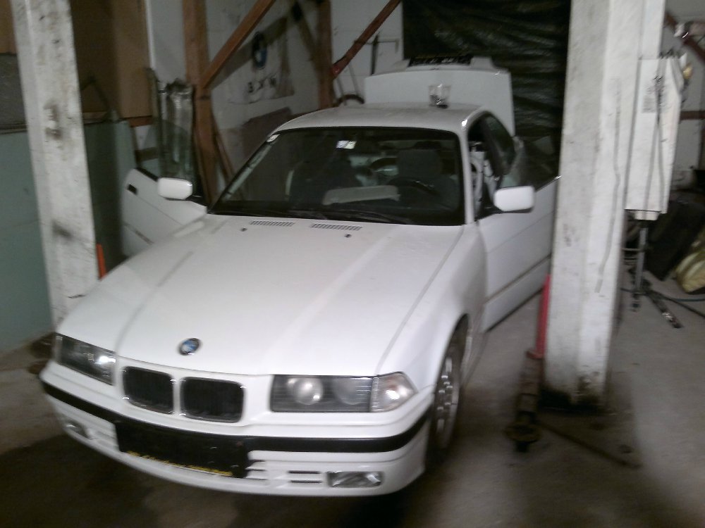 BMW 325i Coupe E36 - 3er BMW - E36