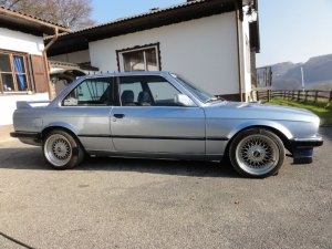 BMW 320i E30 - 3er BMW - E30