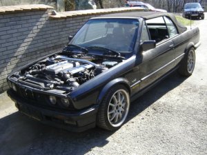 BMW E30 Cabrio V12 350i - 3er BMW - E30