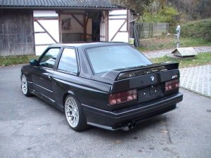 BMW M3 E30 diamantschwarzmet. - 3er BMW - E30